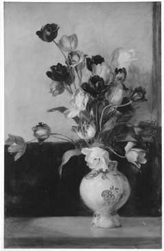 Tulpenstillleben by Friedrich August von Kaulbach